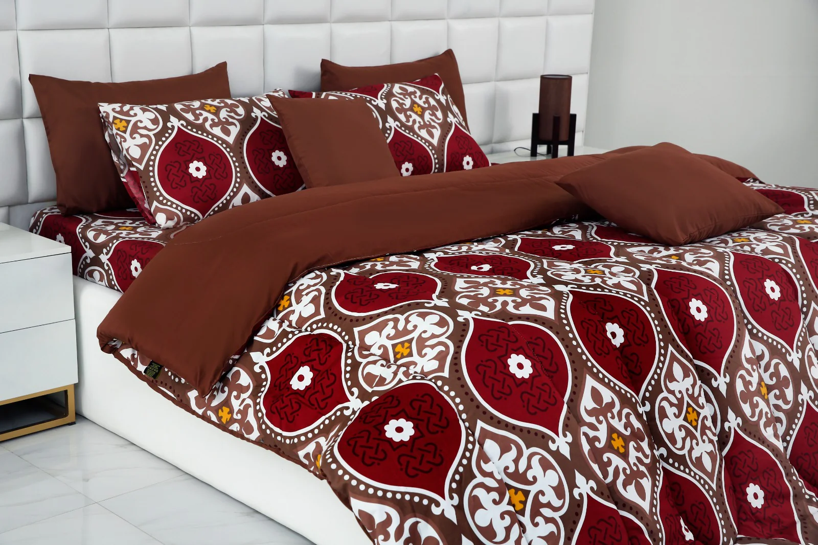 5 PCs Single Comforter Set-Brown Crown - Image 9